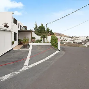 https://casa-lancelot.in-canary-islands.com